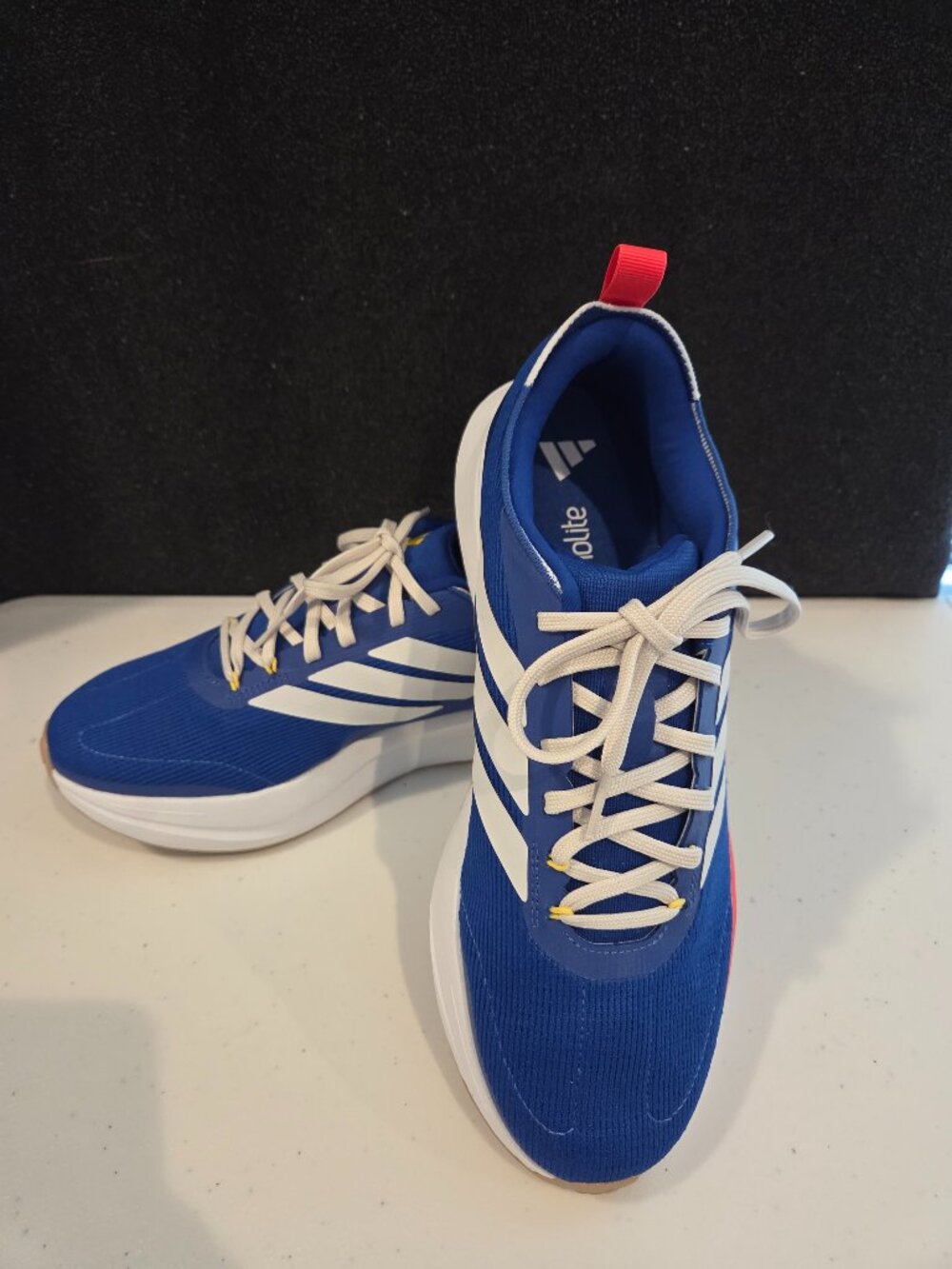 New Adidas Jogit M Athletic Running Shoes JR0867 ~ Size 10 Blue and White